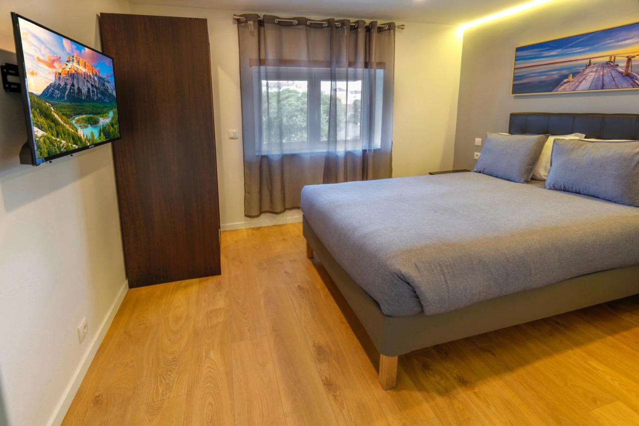 Modern Apartment With Garden Fatima Bagian luar foto