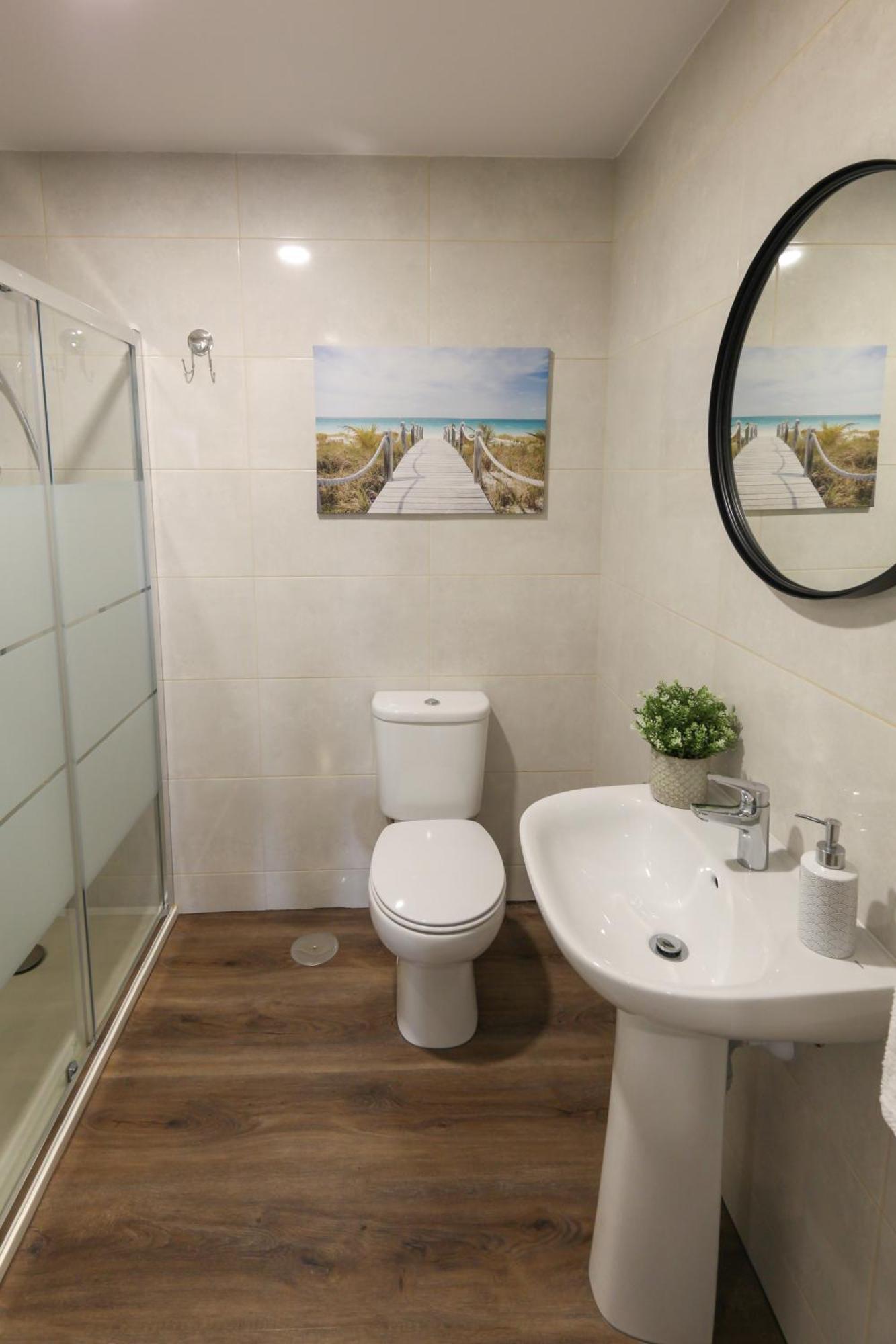 Modern Apartment With Garden Fatima Bagian luar foto